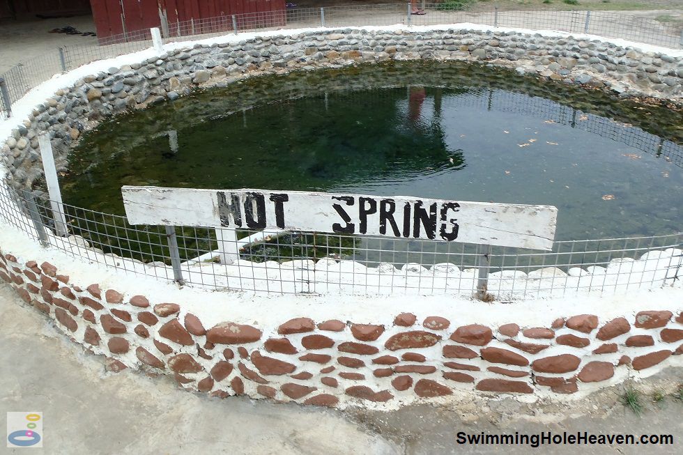 Sabeto/Tifajek Hot Springs accommodation