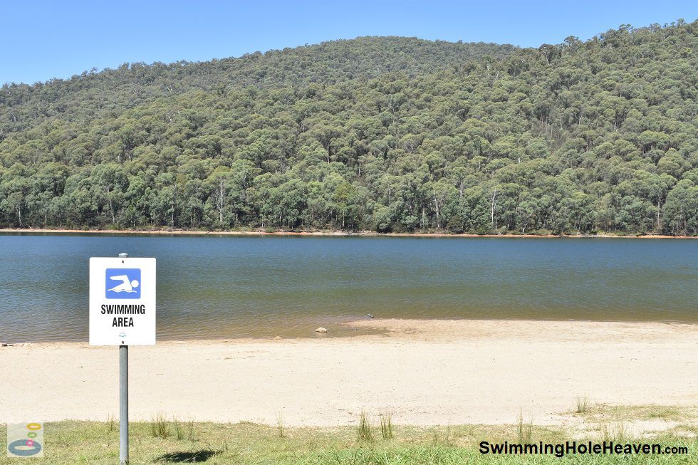 The designated swimming area at Lake William Hovell